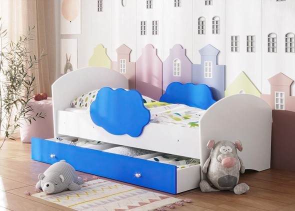 Детская кровать с бортиками Тучка с ящиком, корпус Белый, фасад Синий в Тамбове - изображение